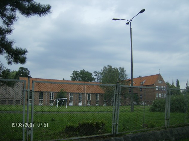 ukw (632 x 472).jpg