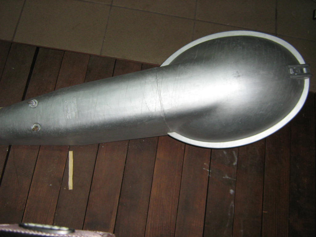 MIĘDZYRZECZ, LAMPA 305.jpg