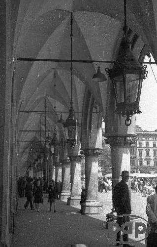 1947.jpg