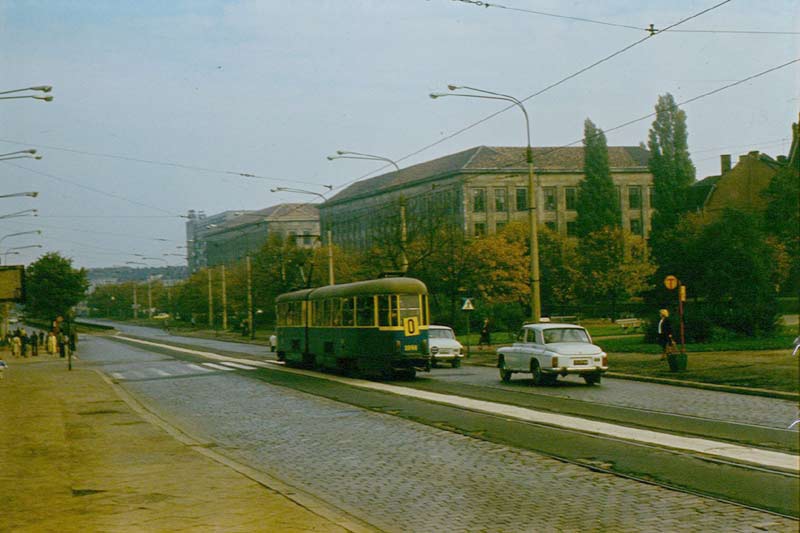 002575.jpg