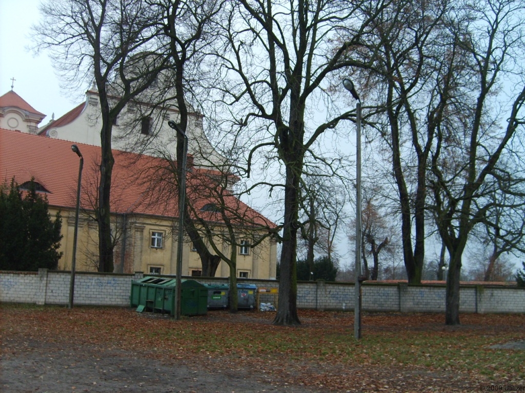 Oprawy OURW na boisku