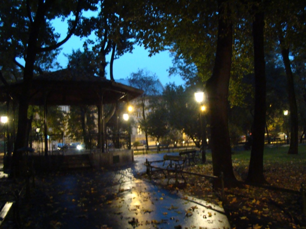 Kraków nocą listopad (3) (1024 x 768).j