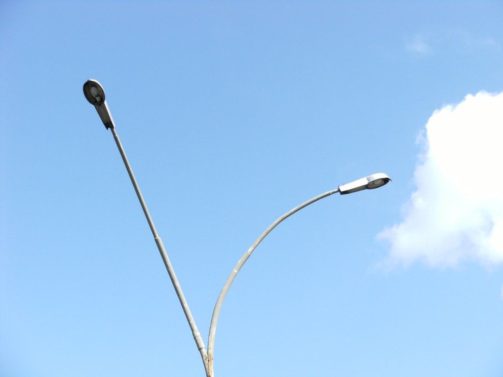 051