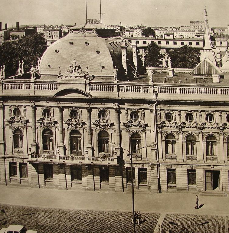 Pałac Poznańskiego 2.J